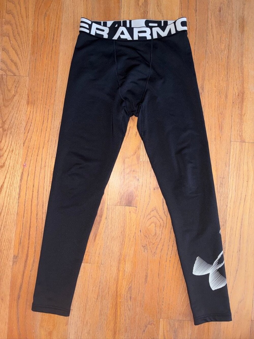 Under Armour ColdGear Black Fitted Leggings Youth Large